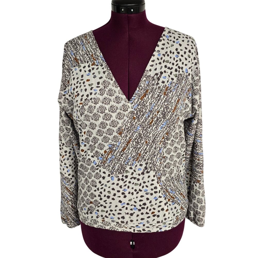 NWT NEW Daytrip by Buckle Mixed Print V-Neck Knit Long Sleeve Top | Size Small